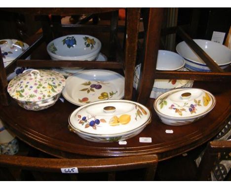 A selection of table ware including Royal Worcester 'Evesham' 