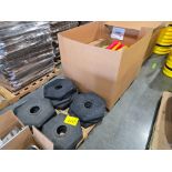 Gaylord Box of U-Line Delineator Posts & Pallet of Hexagonal Bases, Assorted Colors ($20 Loading fee