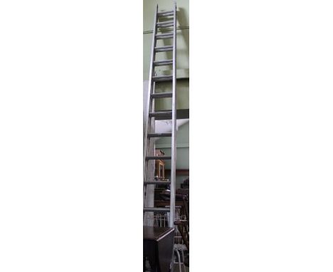 14 run extendable sliding aluminium ladder