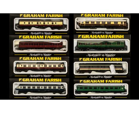 Graham Farish By Bachmann Master Pieces in Miniature Scael 1,148 Detailed Model Railway Coaches for adult collectors 8 models