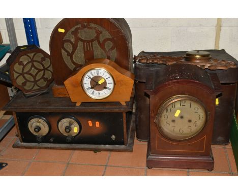 A GROUP OF SUNDRIES, to include an early 20th century vanity case, large mantel clock (worm holes and minus mechanism), a wal