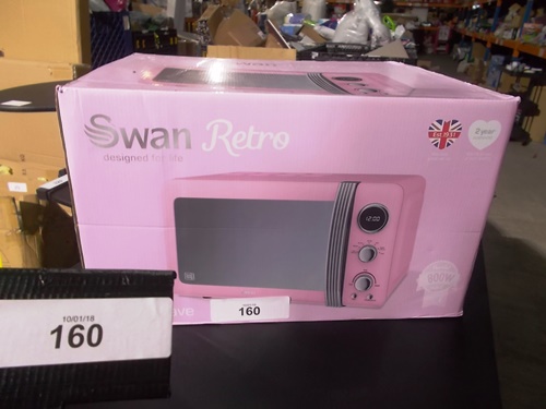 A Swan Retro Pink Microwave New In Box Bay 12   Original 