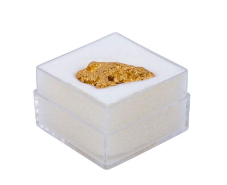 Natürliche(r)s Goldnugget, 5,72 Gramm, leicht abgerundet, teils scharfkratig.| Natural gold nugget, 5.72 grams, slightly roun