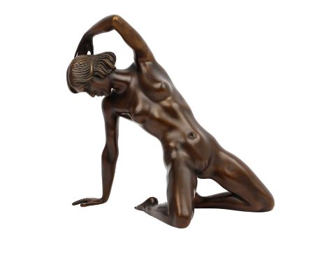 BREKER, ARNO (1900-1991), "Grazie", Bronze, brüniert, vollplastische Figur eines knienden weiblichen Aktes, an einem Schienbe