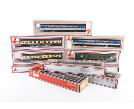Lima 00 Gauge Sprinter Set and various coaches, BR blue and beige 2-Car Super Sprinter, BR WR Coaches (5), blue Express Parce