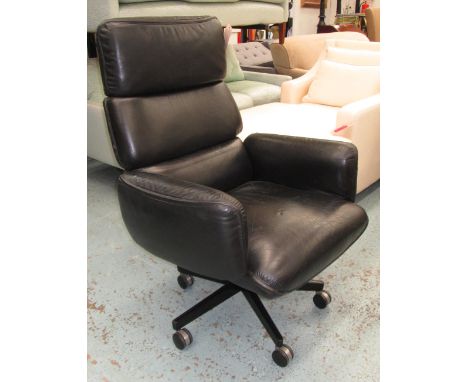 VINTAGE KNOLL ZAPF EXECUTIVE CONFERENCE CHAIR, leather with swivel action, bears label to base, 76cm W x 72cm D x 114cm H. 