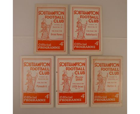 5 x Southampton 1960-61 Season football programmes, Vs Leeds United Sept 3 1960, Vs Rotherham United Dec 17 1960, Vs Bristol 
