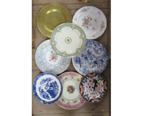 A Royal Worcester plate, decorated with flowers by Hunt, diameter 11ins, together with a collection of other Royal Worcester 
