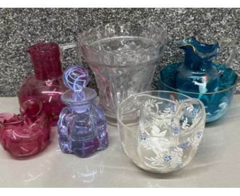 4x pieces of Mary Gregory glass ware (2x clear &amp; 2x blue) together with Caithness decanter &amp; cranberry glass etc