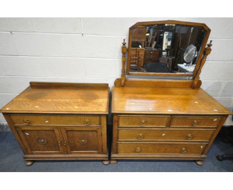 A EARLY TO MID 20TH CENTURY OAK DRESSING CHEST, with a single mirror,  two short over two long drawers, width 107cm x depth 4