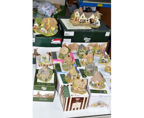 SEVENTEEN BOXED LILLIPUT LANE SCULPTURES, all with deeds, comprising limited edition The Old Sun Inn no.0638/2000, with certi
