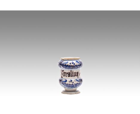 Albarello, Savona, Italy | height: 13 cm | Glazed earthenware, cobalt painting, title of contents written in manganese on bel