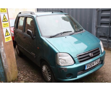 A GREEN 1.3L SUZUKI WAGON R PLUS GL 'VO04 FSU', PETROL, MOT 17/08/2020, LOG BOOK, TWO KEYS, APPROX MILEAGE 100,451  *****NO R