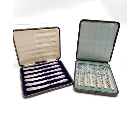 2 x antique silver handled cased sets of 6 butter knives (1912 &amp; 1901) - 1 case (20.5cm x 20cm) slight a/f 