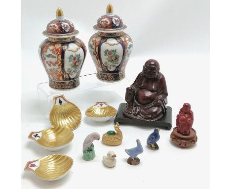 Antique miniature bird / parrot ceramic figurine (5cm), wooden hand carved Buddha figure, Florenza bird pill box, wooden stan