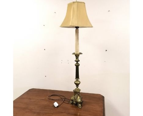 French brass altar candlestick, converted to a lamp, with shade, 98 cm high. 