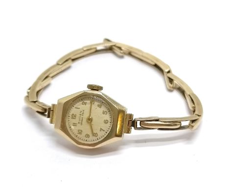 Art Deco style 9ct gold cased ladies Buren Grand Prix manual wind wristwatch on 9ct marked gold stretchy bracelet - has dedic