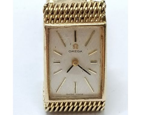 Ladies 9ct gold Omega manual wind wristwatch (#484 movement) on integral gold bracelet - 16.5cm long &amp; total weight 27.4g