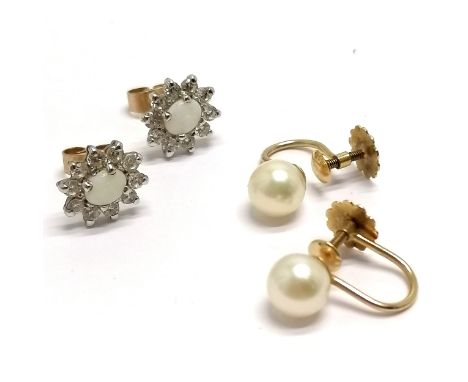 2 pairs of 9ct gold earrings - opal / white stone cluster &amp; pearl with screw backs - total weight 3.1g - SOLD ON BEHALF O