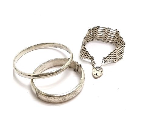 Silver 7 bar gate link bracelet t/w Charles Horner Chester silver bangle (7.5cm diameter) &amp; engraved fronted bangle by H.