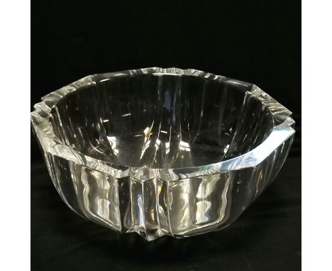 Vintage crystal Orefors fruit bowl, 25.5 cm diameter, 11.5 cm high, in good used condition. 