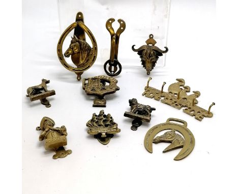 7 x vintage brass door knockers inc Bulmers Stone No.1 engine, goats head, greyhound, Ripon horn blower etc 