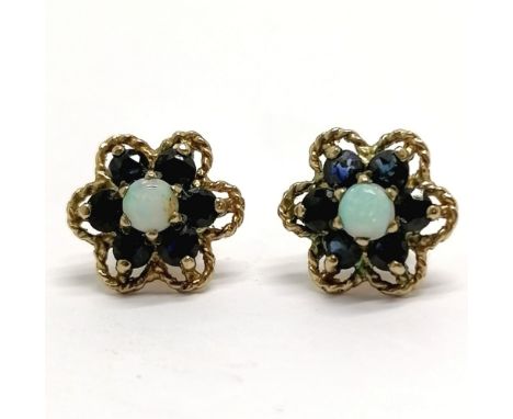 9ct hallmarked gold opal &amp; sapphire cluster earrings - 1.6g total weight 