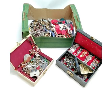 2 x vintage jewellery boxes with costume jewellery t/w box of more costume jewellery  ~ total weight 4.4kg - SOLD ON BEHALF O