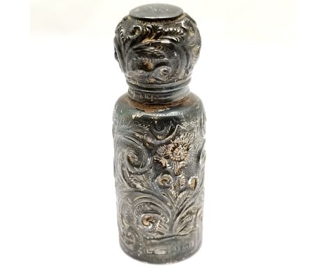 Birmingham silver 1901 covered scent bottle, stopper present, silver cap loose, otherwise in good condition. 7 cm high, 2.5 c