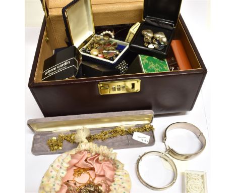 A COLLECTION OF COSTUME JEWELLERY INCLUDING TWO SILVER PART FOLIATE ENGRAVED HOLLOW HINGED BANGLES Birmingham 1963 &amp; 1964
