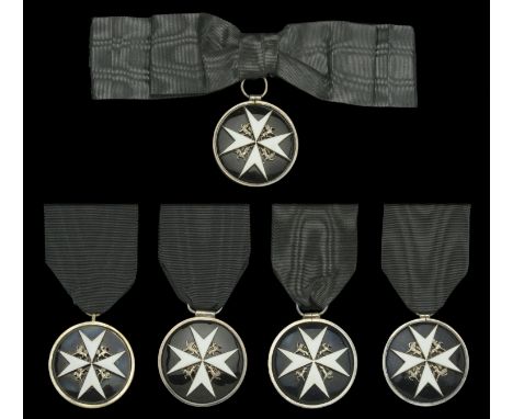 The Order of St. John of Jerusalem (5), Serving Brother’s breast badge (4), 1st type (1892-1939) (3), circular badge with whi