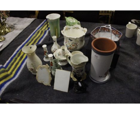 A COLLECTION OF CHINA to include Aynsley China planter, vases, a wedgwood vase, oriental bowl etc