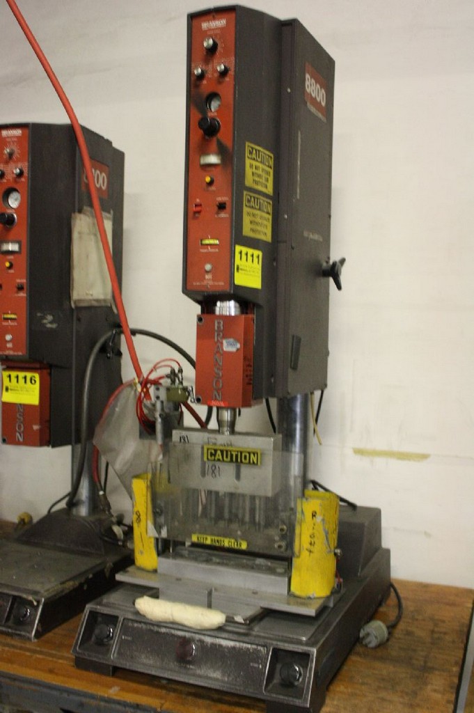 BRANSON MODEL 8800 PLASTIC SONIC WELDER