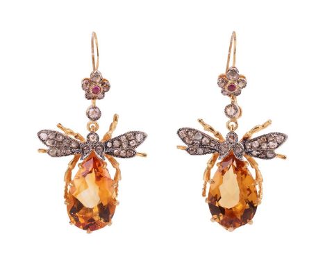 A pair of bee pendant earrings set with citrines, each comprising a pear-cut citrine of 15.2 x 9.8 x 6.0 mm, claw-set below a