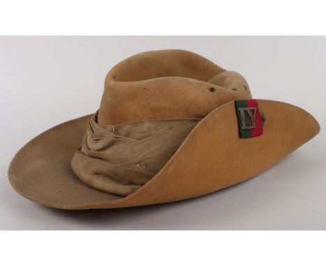 Rare Boer War Imperial Yeomanry Slouch Hat, light tan felt slouch hat with brass IY on green / maroon ribbon pagri badge to t