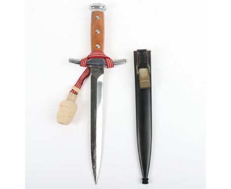 Swiss Army Officers Dress Dagger, polished chrome pommel and cross guard. Wooden grips with three securing rivets. Housed in 