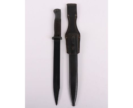 Interesting WW2 German Police Issue K98 Combat Bayonet, being a later war produced example with no acceptance stamps as these