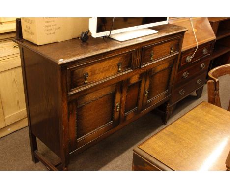 1920's/30's two door oak sideboard on bobbin legs