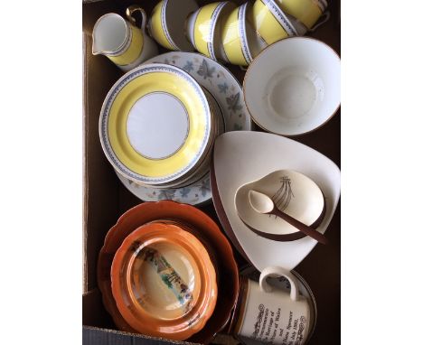 THREE LARGE TRAYS AND TWO SMALLER TRAY OF CERAMICS TO INCLUDE JOHNSON BROTHERS SNOW WHITE EXAMPLES, MELBA CHINA ETC (5)