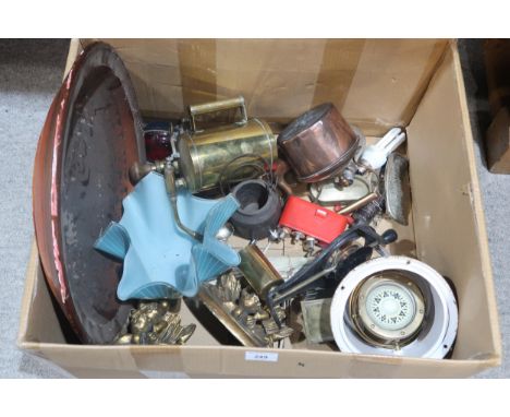 A glass handkerchief vase, assorted brassware etc Condition Report:No condition report available.