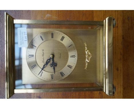 Battery operated mantel clock