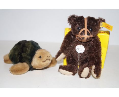 Stieff turtle together with a Steiff Maulkorb-Teddy