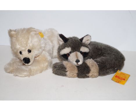 Steiff Raccoon together with a further Steiff bear, each with gold stud  