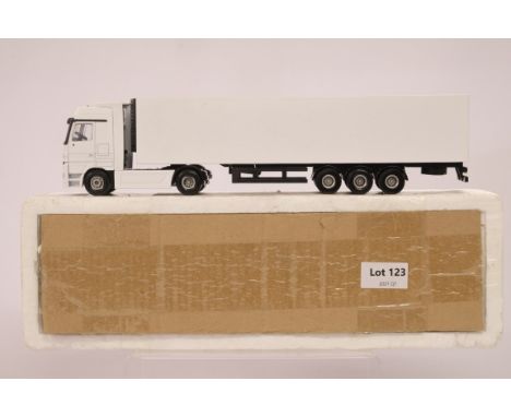 Manufacturer  - N/A | Description - Mercedes Actros Reefer Trailer | Stock Code - N/A | Notes - | Scale - 1:50 | Certificate 