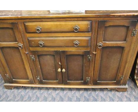 DARK ERCOL STYLE WELSH DRESSER
with top mounted gallery with two shelves set with two small cabinets, bottom section with two