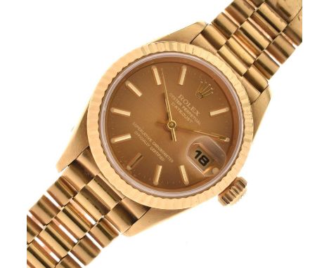 Rolex - Lady's 18K gold Datejust chronometer bracelet watch, ref. 69178, the signed gilt dial with baton hour markers, date a
