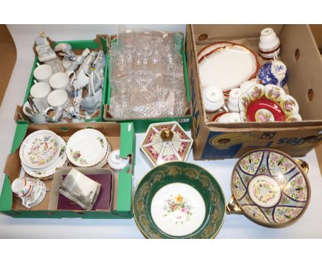 Quantity of decorative ceramics and tableware, including Leeds Giftware Company Legend of King Arthur figures, Shakespearean 