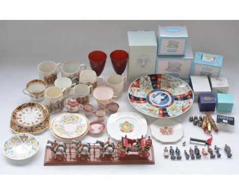 Collection of Coronation and commemorative ware incl. King George V, George VI, Silver Jubilee 1935 mugs, saucers, plates etc