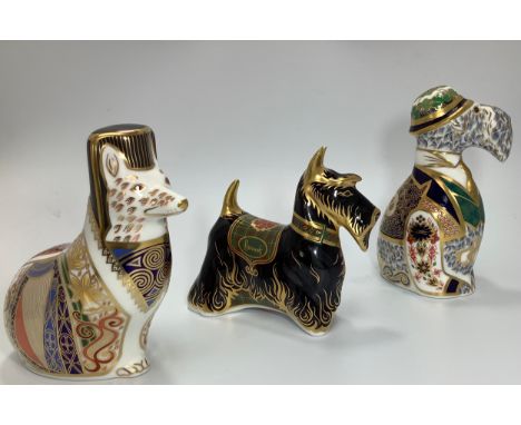 Three Royal Crown Derby paperweights, 'Harrods Scottish Terrier', limited edition number 318/500, 'Welsh Corgi', limited edit