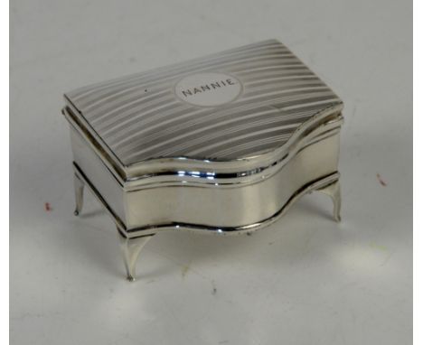 Four legged silver trinket box with engine turned decoration to lid, by Deakin &amp; Francis B'ham 1918       